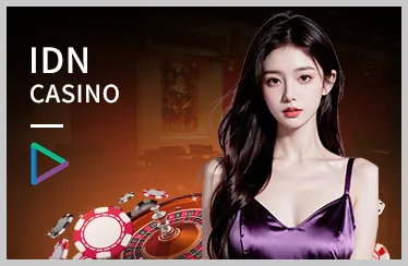 Sảnh casino trực tuyến okevip với bàn Baccarat và dealer chuyên nghiệp.